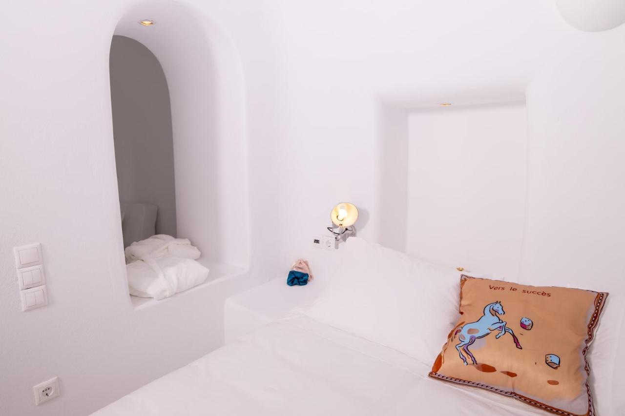 Aristos Life Luxury Cave Villas イア エクステリア 写真
